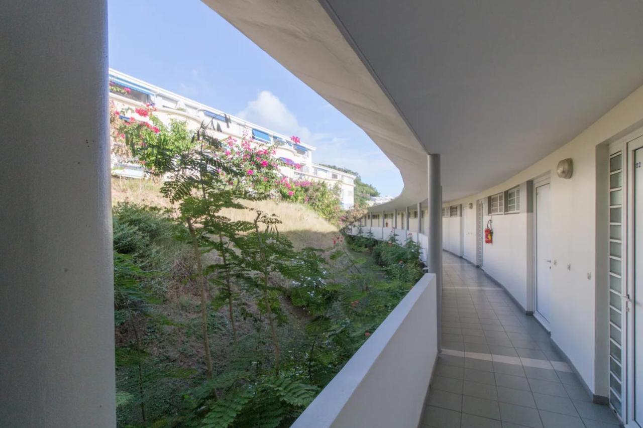 Apartamento Un Pied-A-Terre Face A La Marina Le Marin Exterior foto