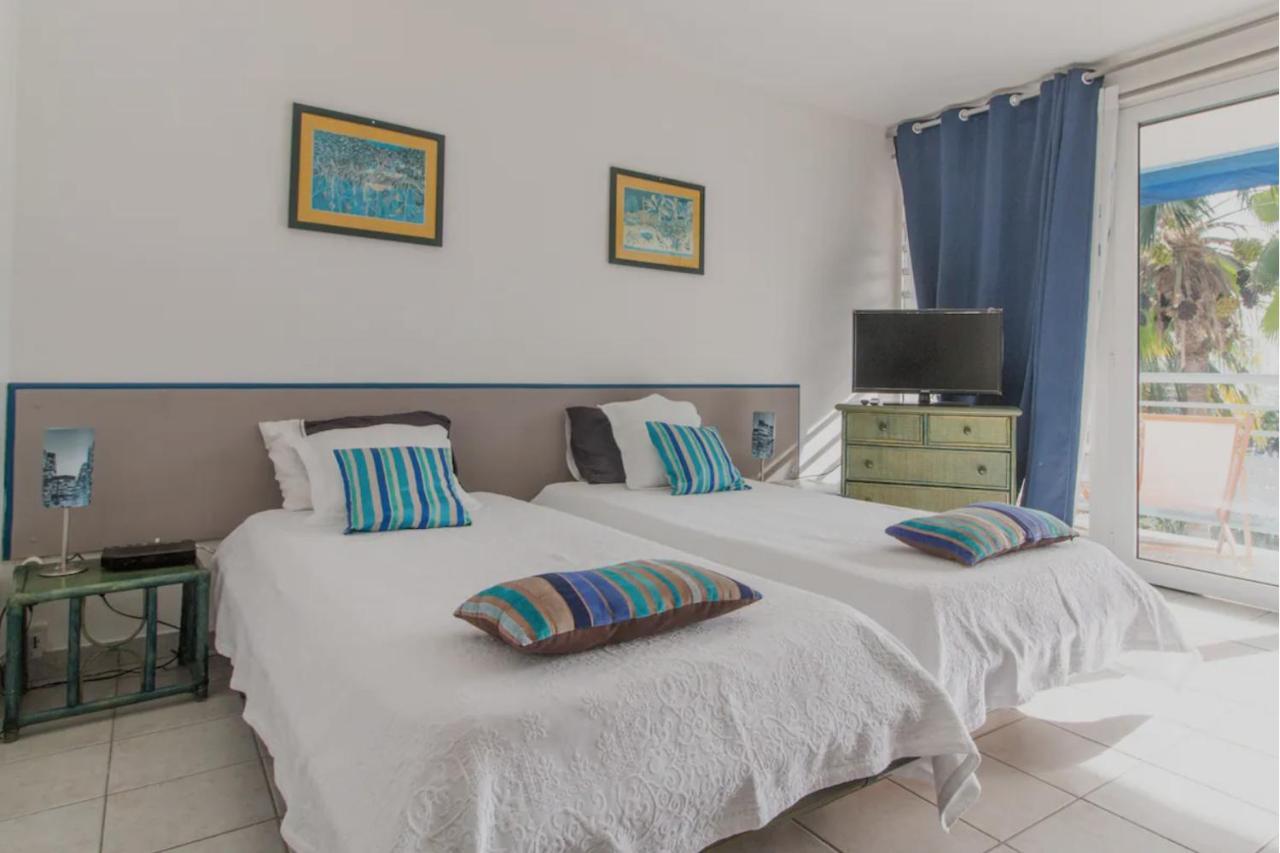 Apartamento Un Pied-A-Terre Face A La Marina Le Marin Exterior foto